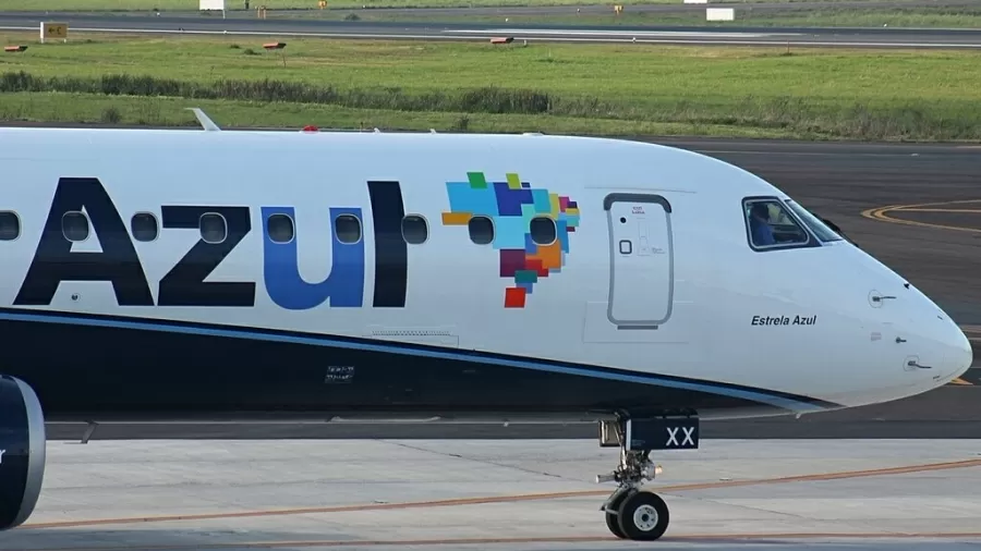 Azul Anuncia Mudanças Estratégicas em Marco Importante para sua Reestruturação